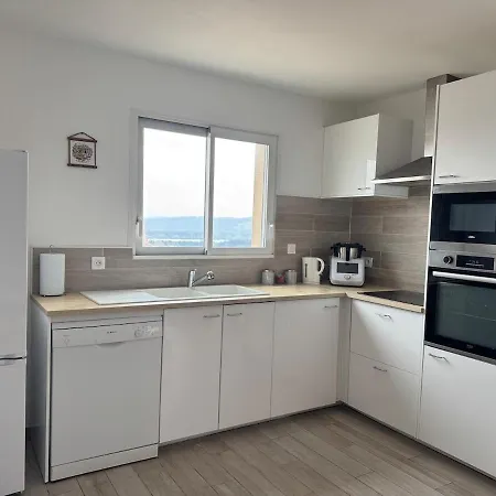 Belle 3 Avec Piscine Privée Casa vacanze *